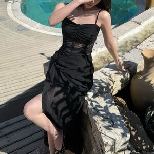 Elegant Black Ruched Dress